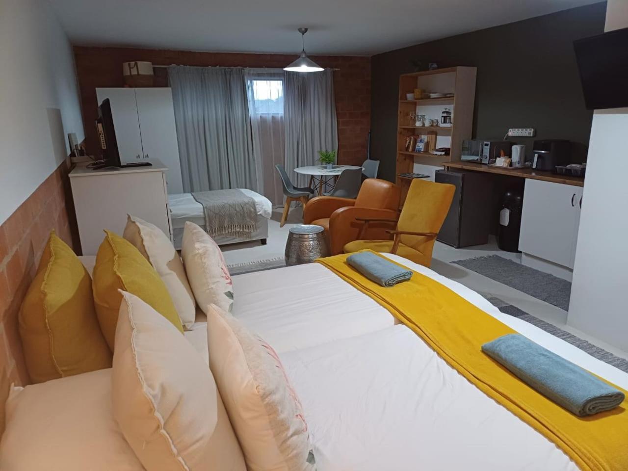 Anna'S Place Jeffreys Bay Ruang foto
